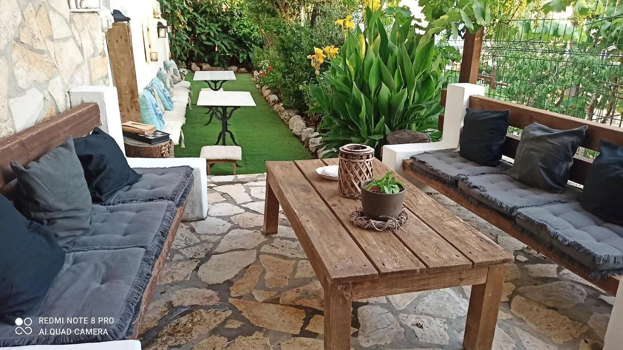 Bourbos Summer Rooms Himare 0*,